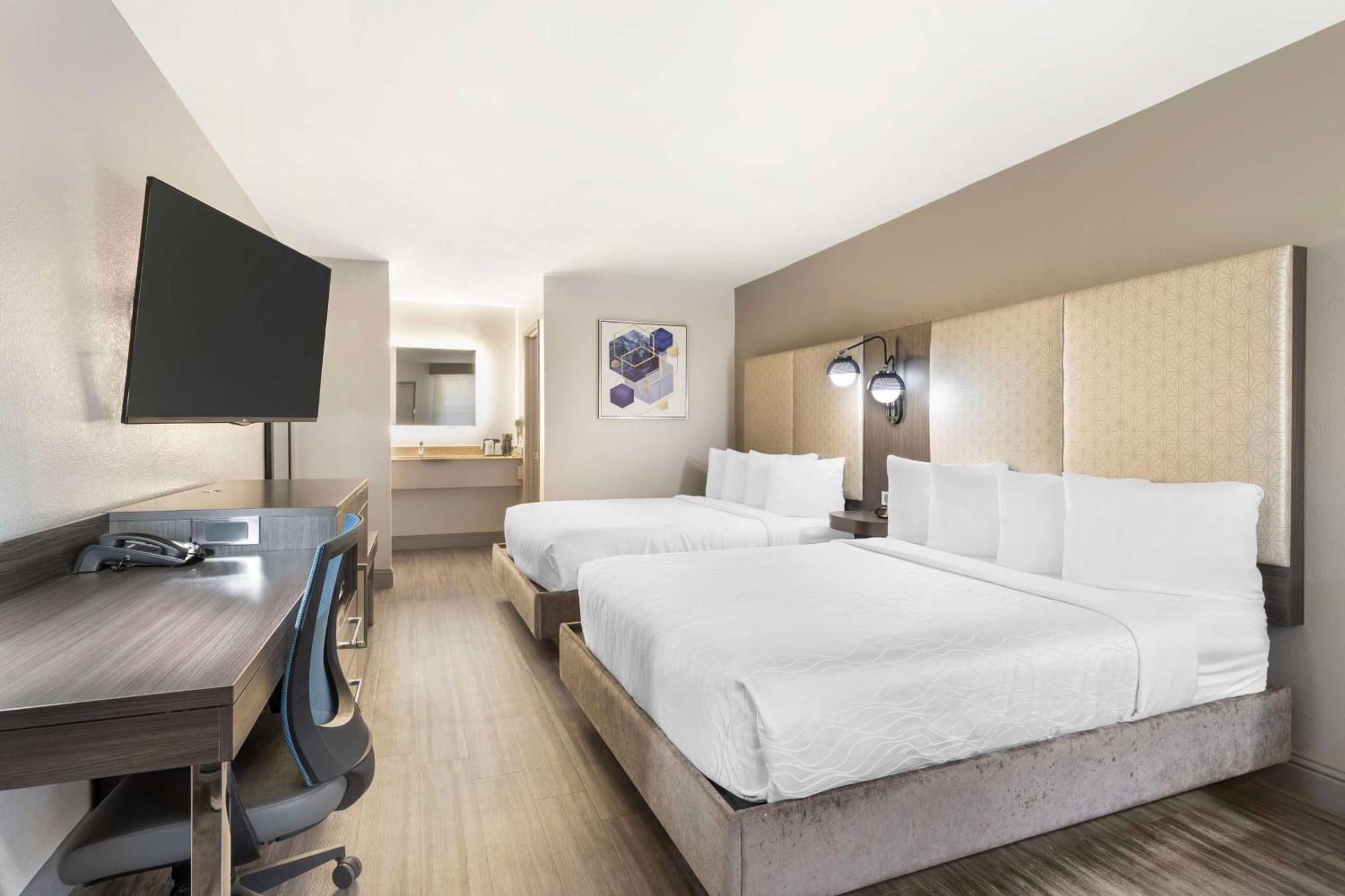 Best Western Marina State Beach Dış mekan fotoğraf